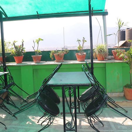 Simrika Homes Bed And Breakfast Kathmandu Esterno foto